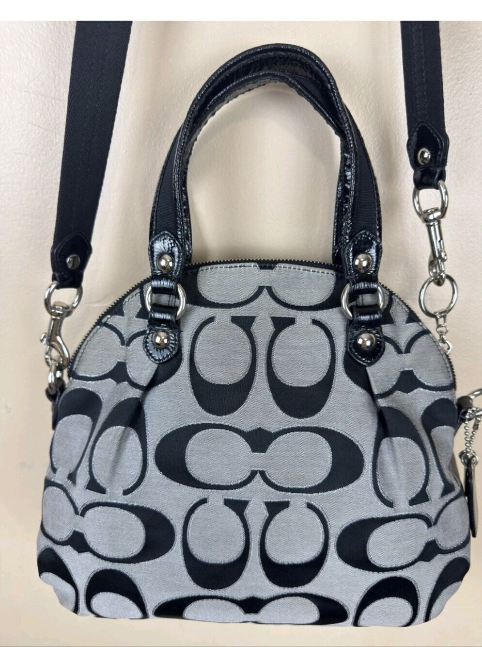 Coach POPPY- Y2K- Signature Satchel/Crossbody- Grey & Black- W/Bag Charm - Picture 4 of 15